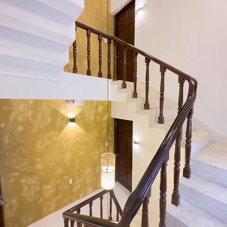 Airie Living Hotel Bandar Ho Chi Minh Luaran gambar